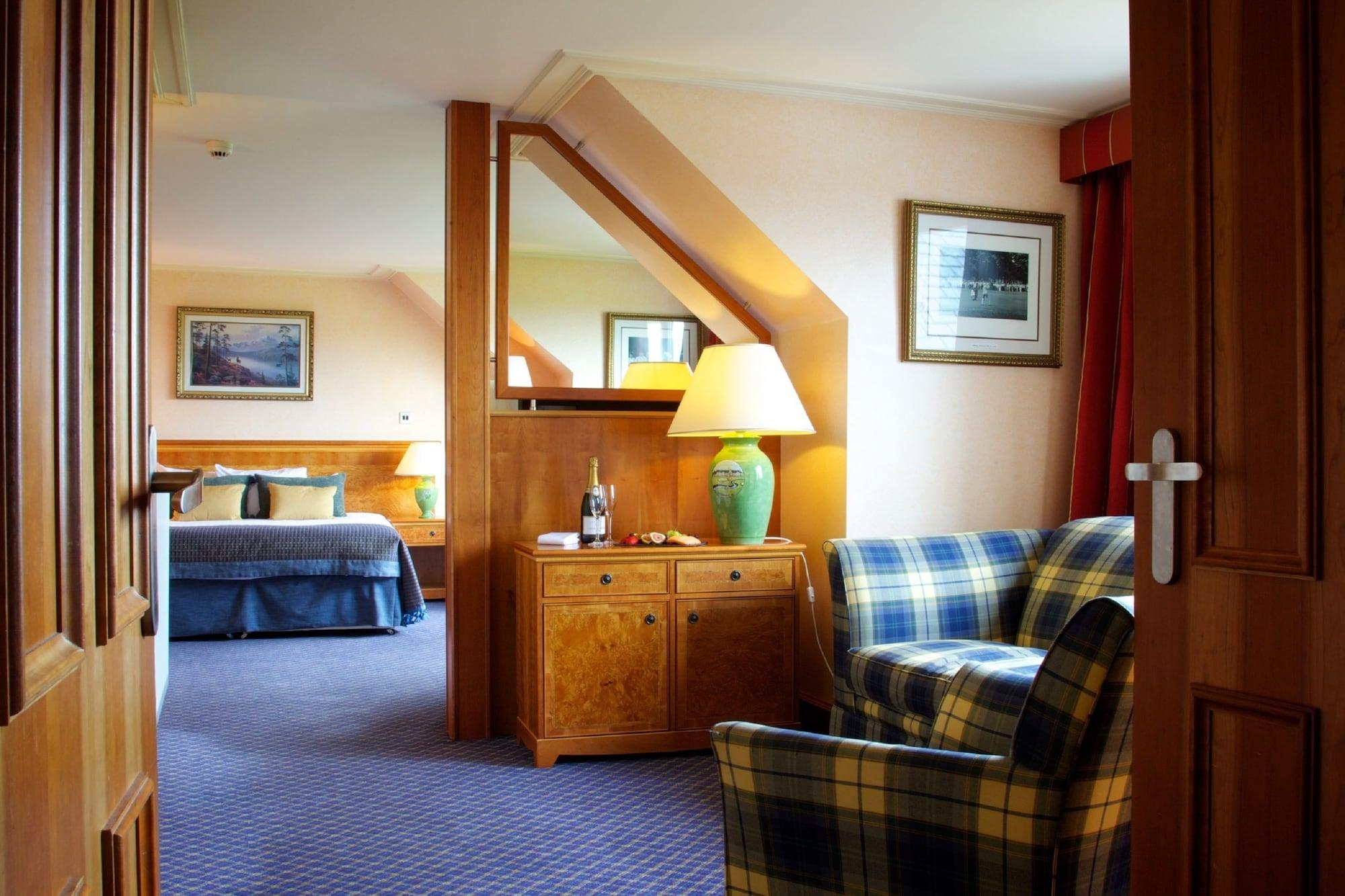 Carnoustie Golf Hotel 'A Bespoke Hotel' מראה חיצוני תמונה