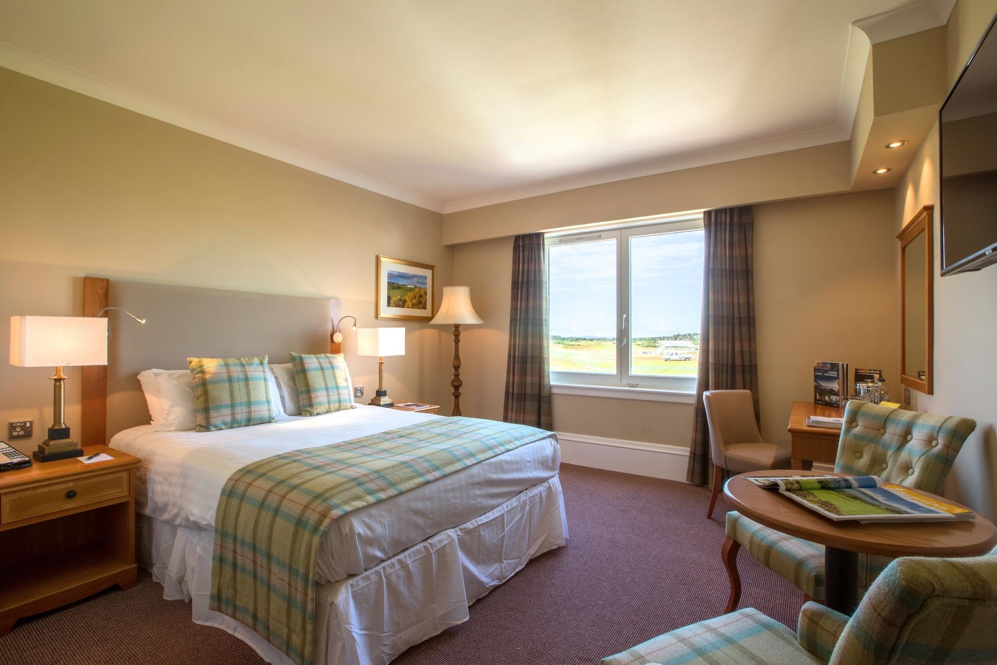 Carnoustie Golf Hotel 'A Bespoke Hotel' מראה חיצוני תמונה