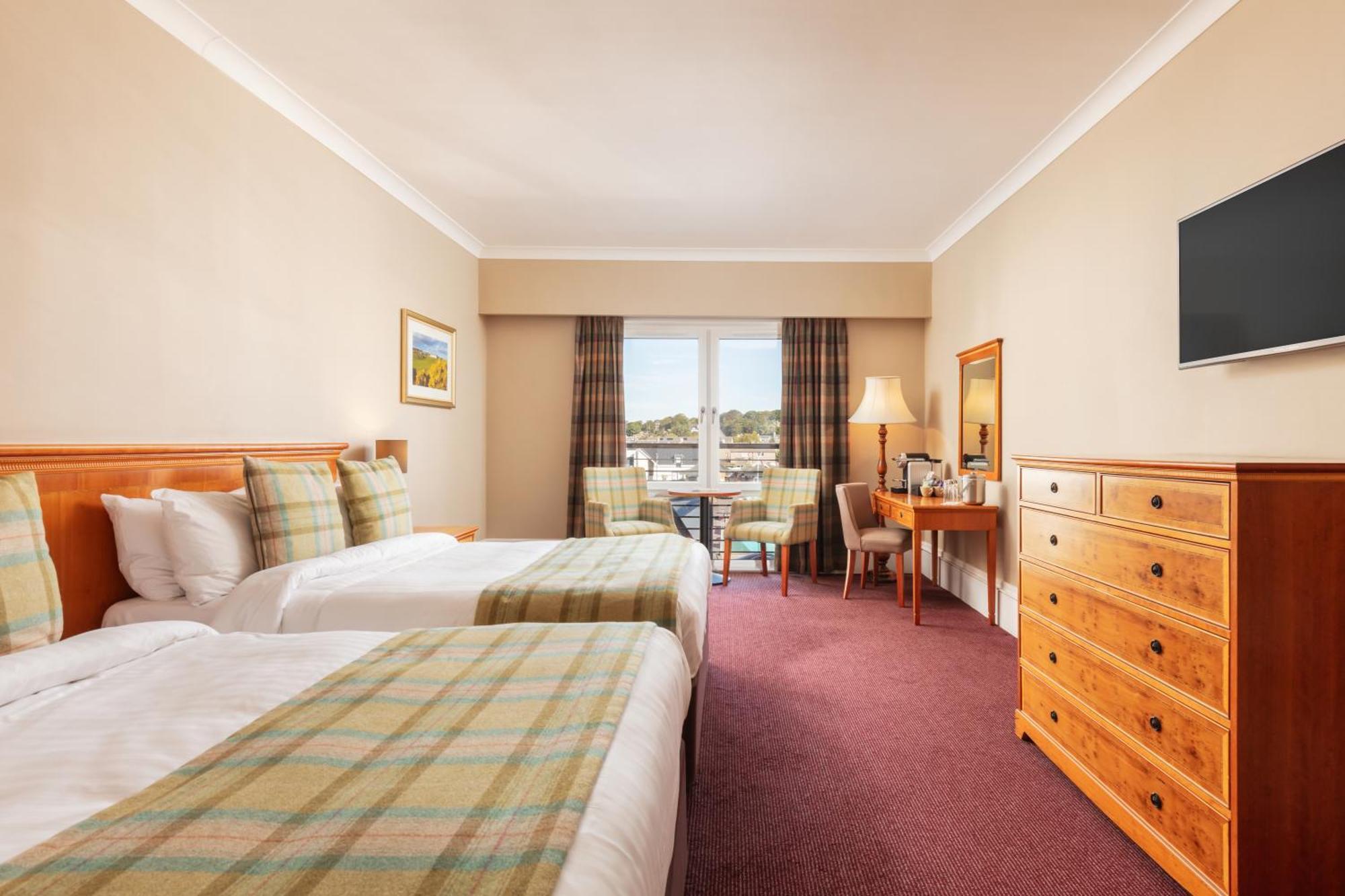 Carnoustie Golf Hotel 'A Bespoke Hotel' מראה חיצוני תמונה
