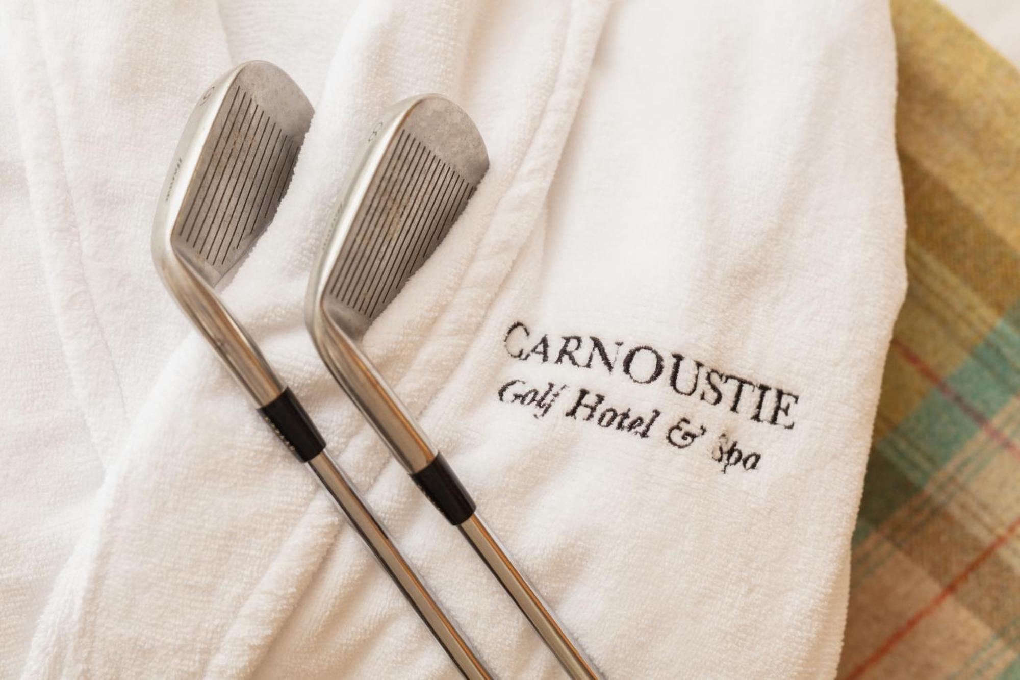 Carnoustie Golf Hotel 'A Bespoke Hotel' מראה חיצוני תמונה
