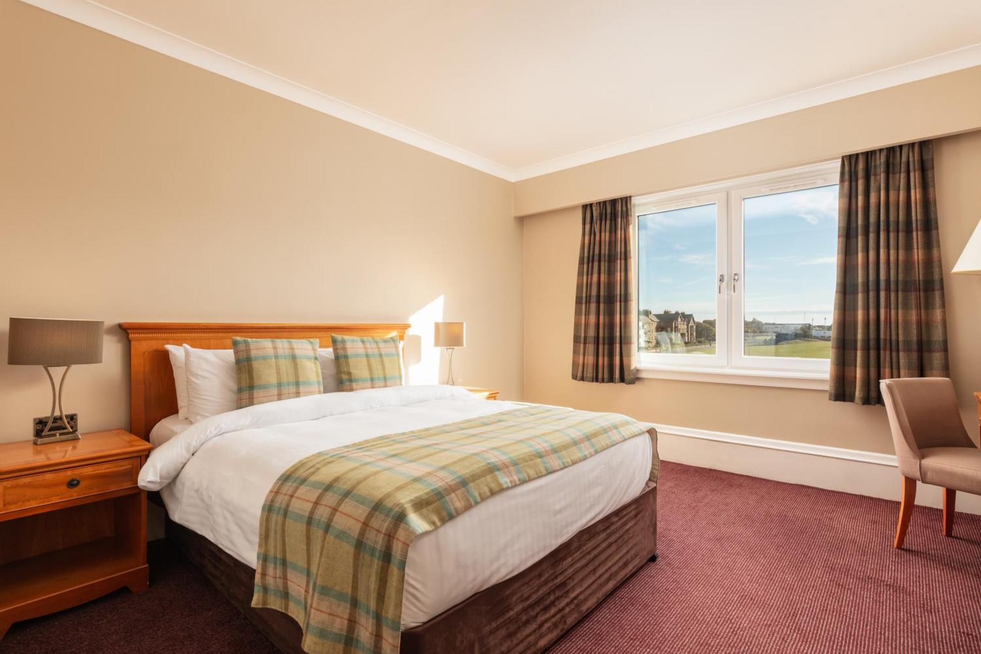 Carnoustie Golf Hotel 'A Bespoke Hotel' מראה חיצוני תמונה